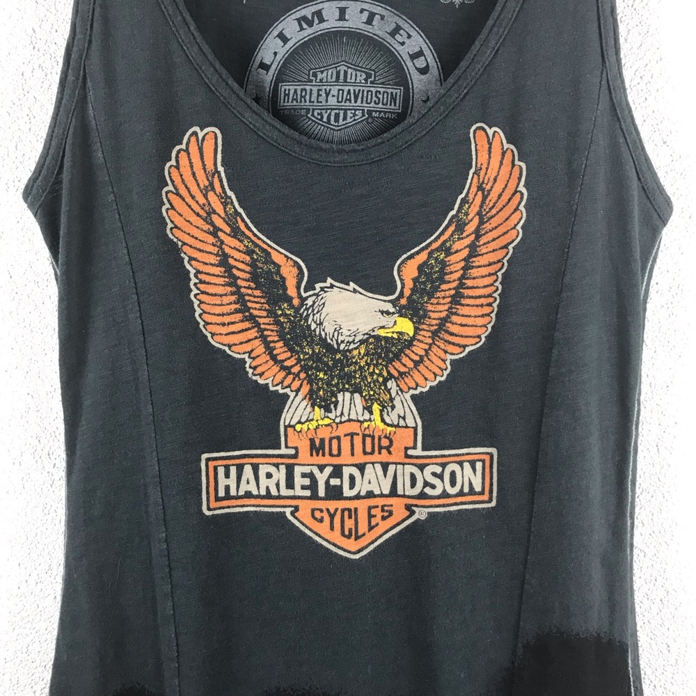 SOLD l Harley TRUNK Moment In Time Bleach Tank - Picture 6 of 13